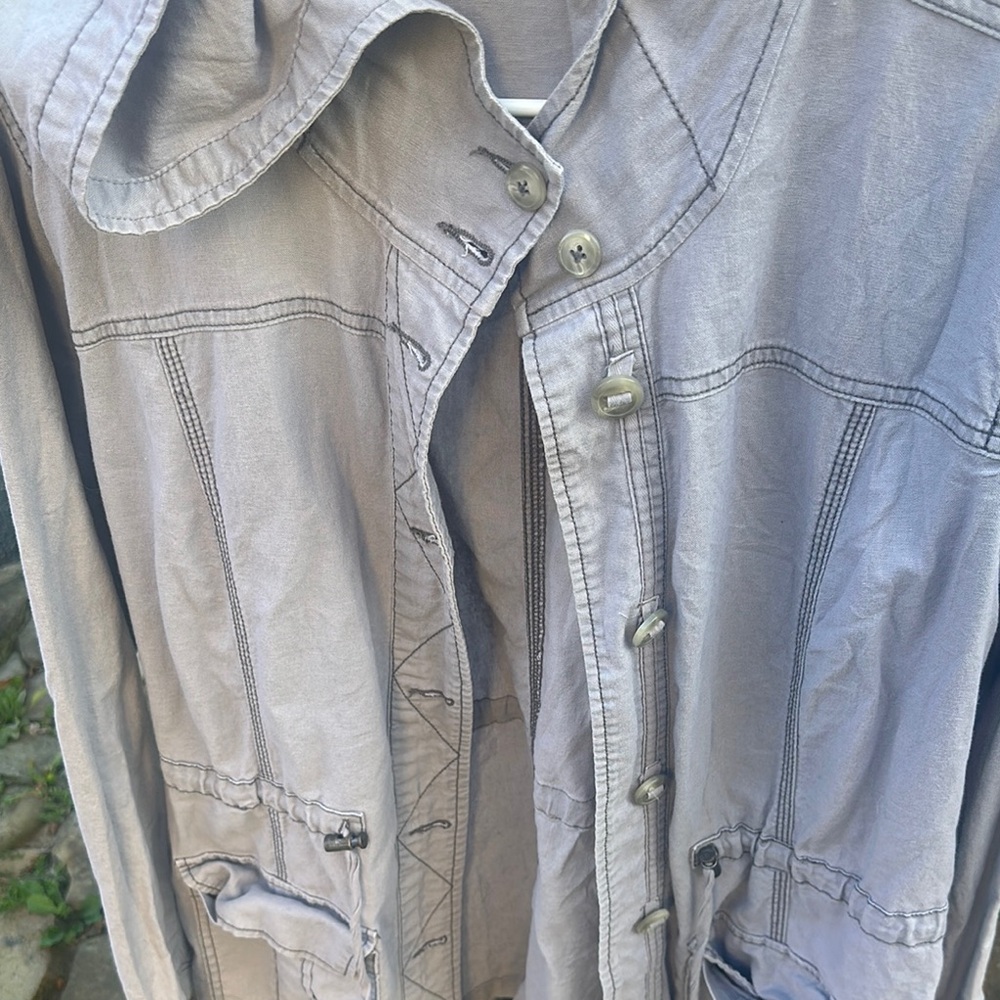 Light Gray Hooded Jacket - Picture 2 of 4